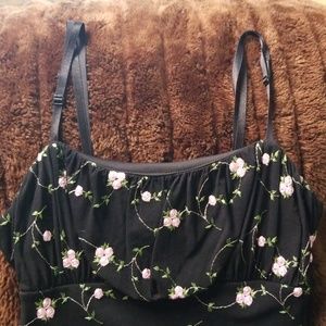 Flowered spaghetti strap Dress w/ruffled hemline